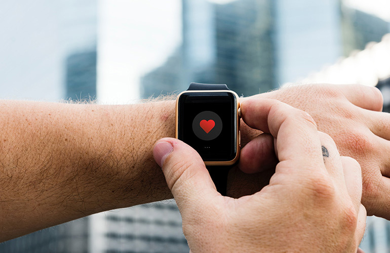 series 4 apple watch blood pressure
